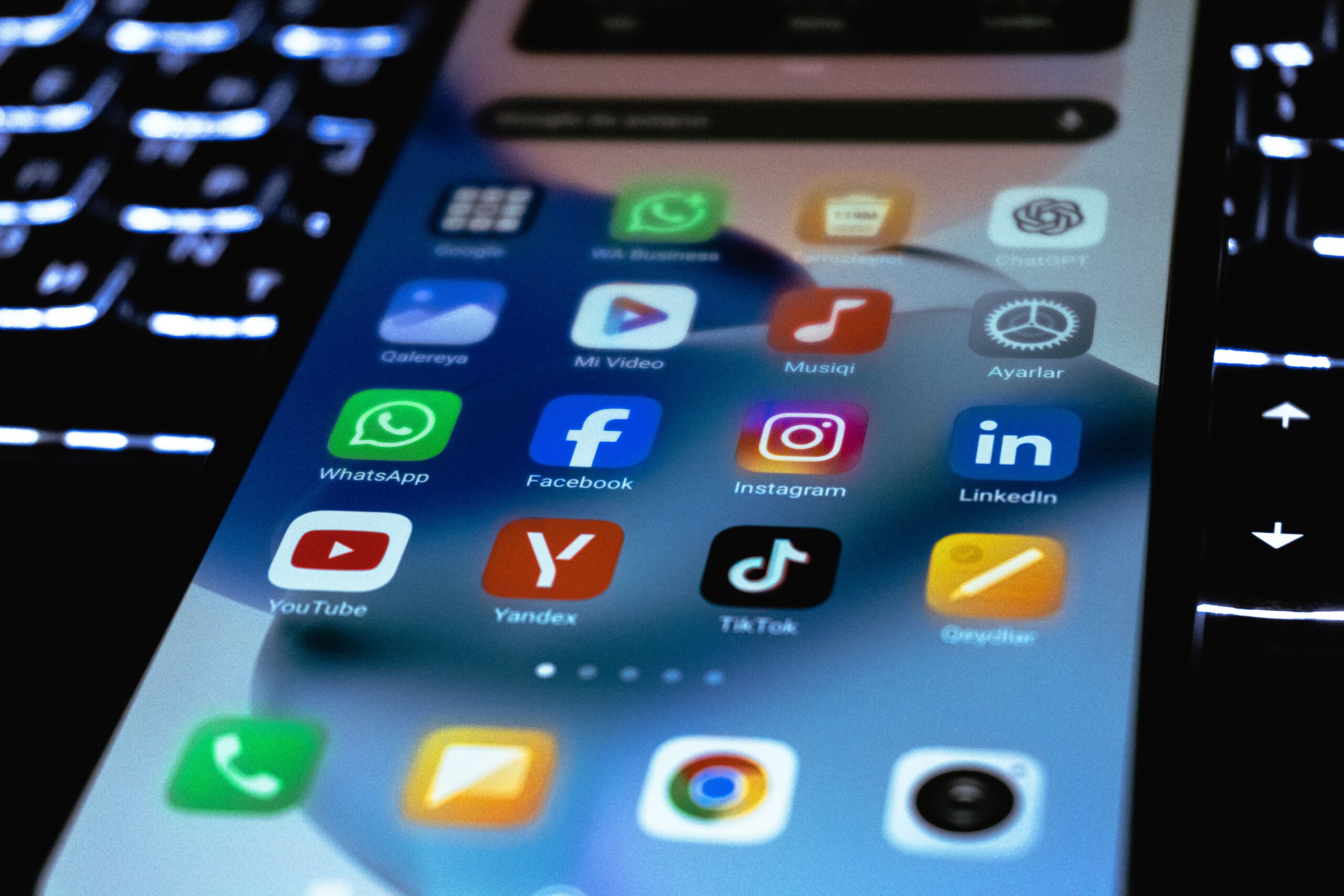 Social Media_Freesistant#